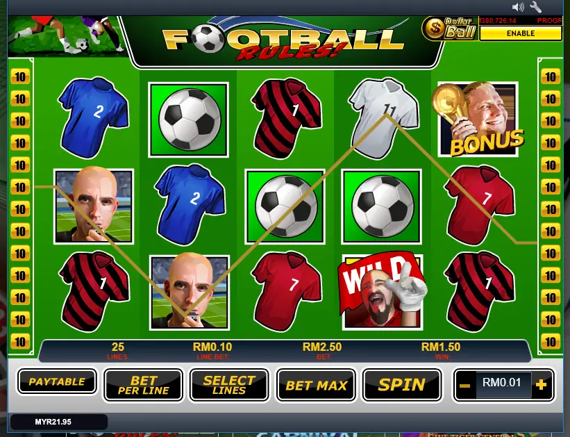 A winning line through the referee and footballs with the Wild on reel 4, paying RM1.50